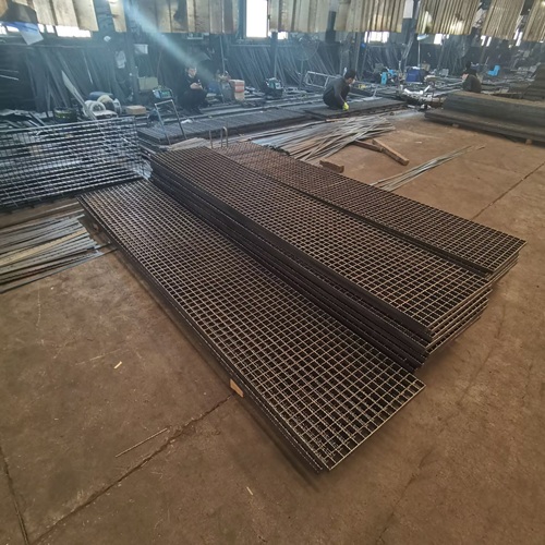 為什么說鋼格柵是工程建設(shè)的 “全能選手”？