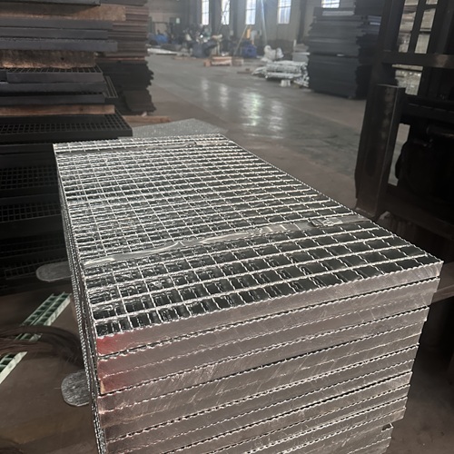 鋼格板為什么越來越受工程項目歡迎